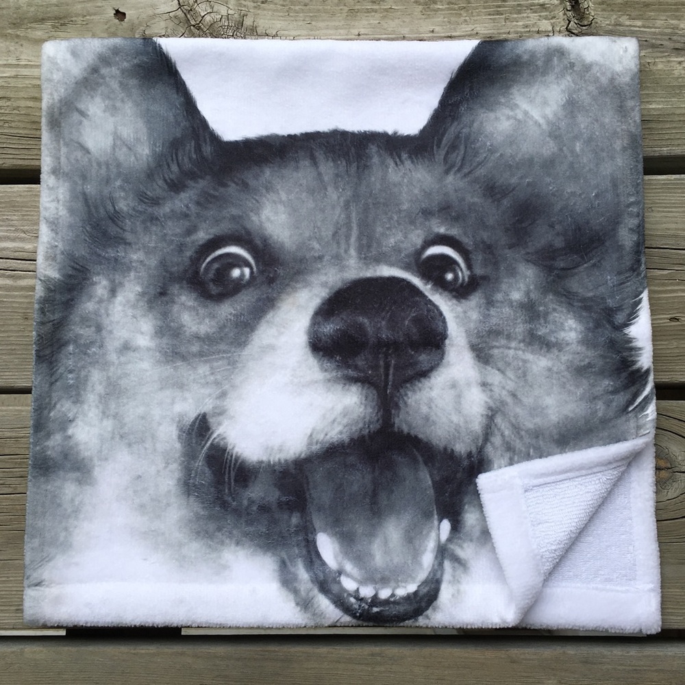 ‼️New‼️Brand New Corgi Smile Towel